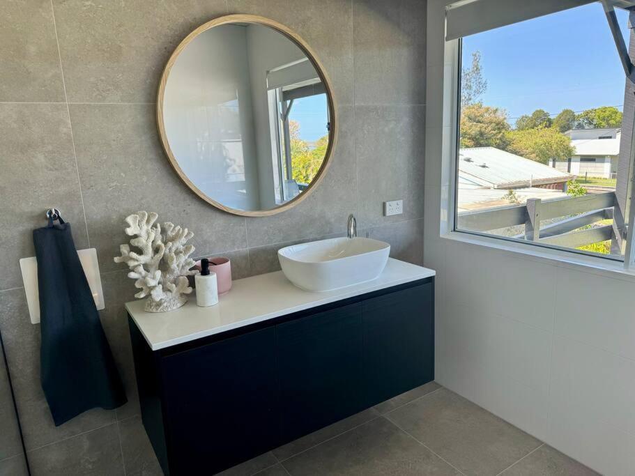 The Old Artist Residence, Boreen Point Boutique